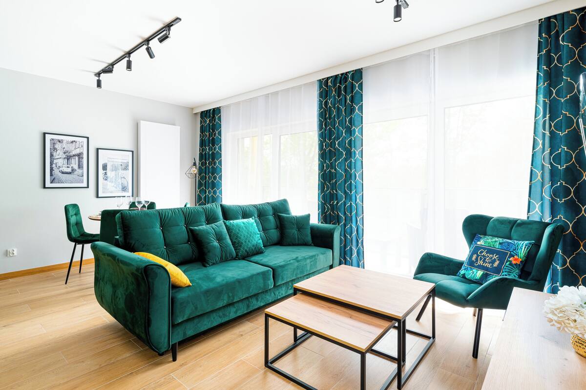 Appartement (12 D) | Woonruimte | Flatscreentelevisie