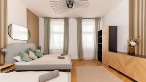 Apartament | 1 dormitori, decoració individual, mobiliari individual i escriptori