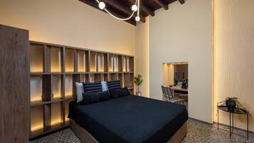 1 bedroom, desk, iron/ironing board, free WiFi