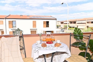 Standard Apartment | Balcony