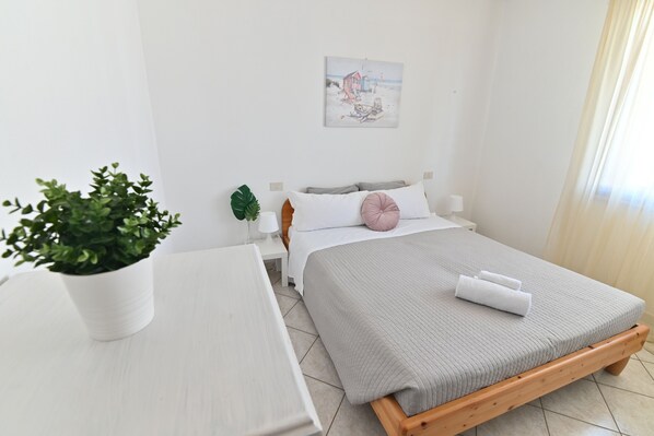 Appartement Standard | 2 chambres, rideaux occultants, fer et planche à repasser, Wi-Fi gratuit