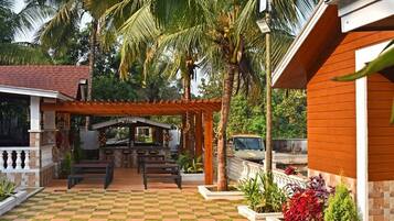 Entrada al alojamiento