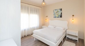 Standard Apartment, 2 Bedrooms | 2 bedrooms, in-room safe, iron/ironing board, free WiFi - Prime Select Village Gate (New Cairo)