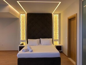 豪華客房 | 迷你吧、手提電腦工作空間、隔音、免費 Wi-Fi