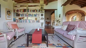 Interior - Fienile al Corno, Radda in Chianti, Siena and Chianti (Radda in Chianti)