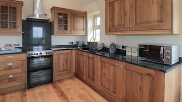Fridge, dishwasher, electric kettle, toaster