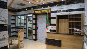 Reception - Infinity motel (El Khroub)