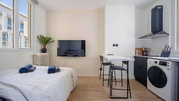 1 多间卧室、熨斗/熨衣板、WiFi、床单