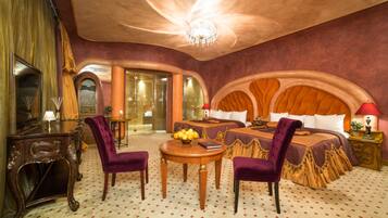 Deluxe Double or Twin Room | In-room safe, soundproofing, free WiFi