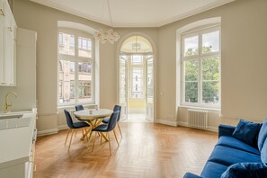 Comfort Apartment | Living area