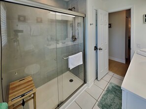 House (3 Bedrooms) | Property amenity - Shell Mound Beach Cottage by Distinctive Beach Rentals (Fort Myers Beach)