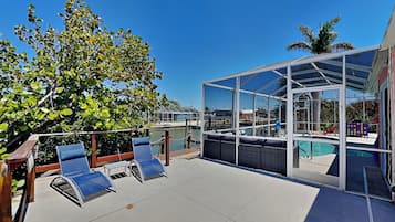 House (3 Bedrooms) | Property amenity