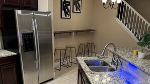 Unclassified image, 2 of 26, button - Gated home (Kissimmee)