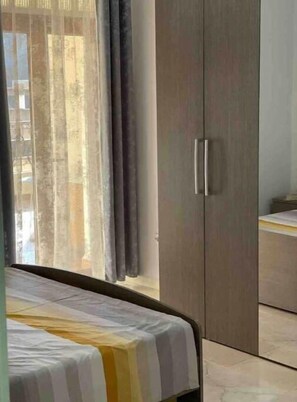 2 soverom og sengetøy