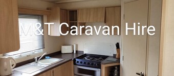 Luxury 8 berth spacious caravan 