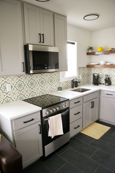 The Shelley Tiny House - Sleeps 5