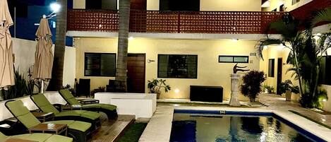 Alberca al aire libre