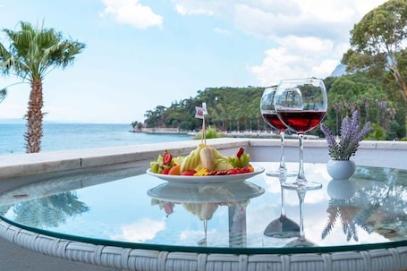 Quarto casal luxo, vista para o mar | Vista do quarto