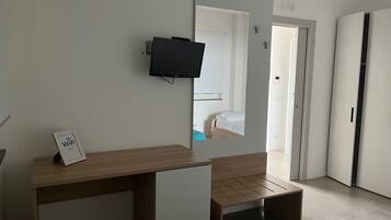 1 Schlafzimmer, Schreibtisch, Bügeleisen/Bügelbrett, WLAN