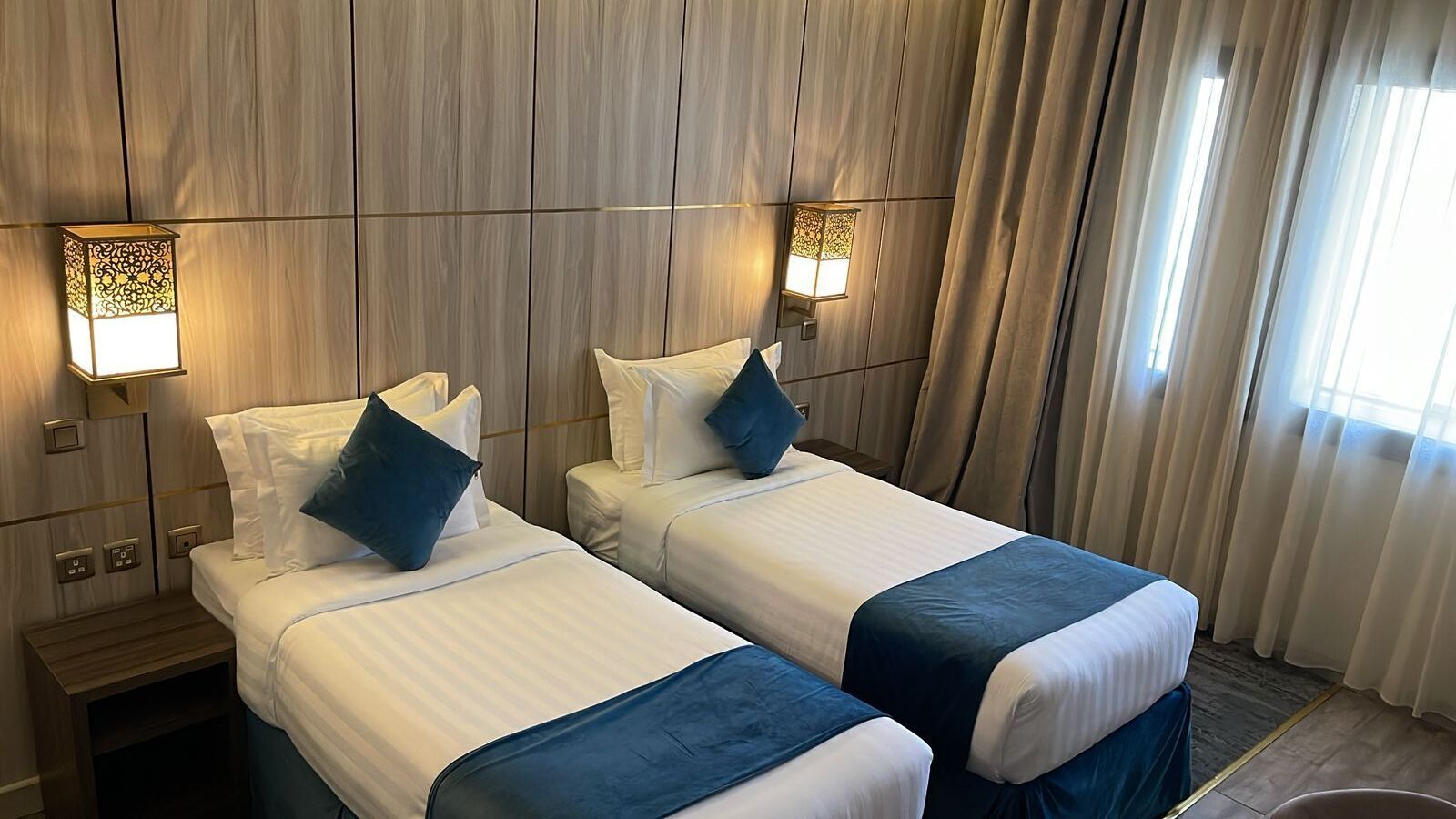 Deluxe Double or Twin Room | In-room safe, blackout curtains, soundproofing, iron/ironing board