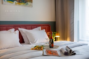 Căn hộ tiện nghi đơn giản, không hút thuốc, ban công | Bộ đồ giường cao cấp, trang trí khác biệt 