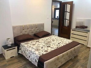 3 habitaciones y ropa de cama 