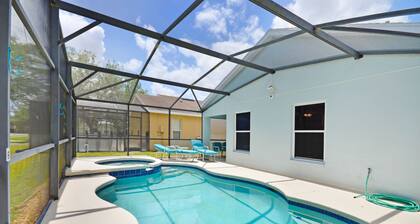 Al's Palm Paradise close to Disney and shopping