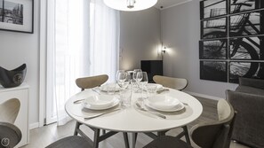 Apartment (1 Bedroom) | Interior
