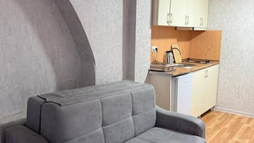 Chambre | Cuisine privée | Mini réfrigérateur, bouilloire électrique