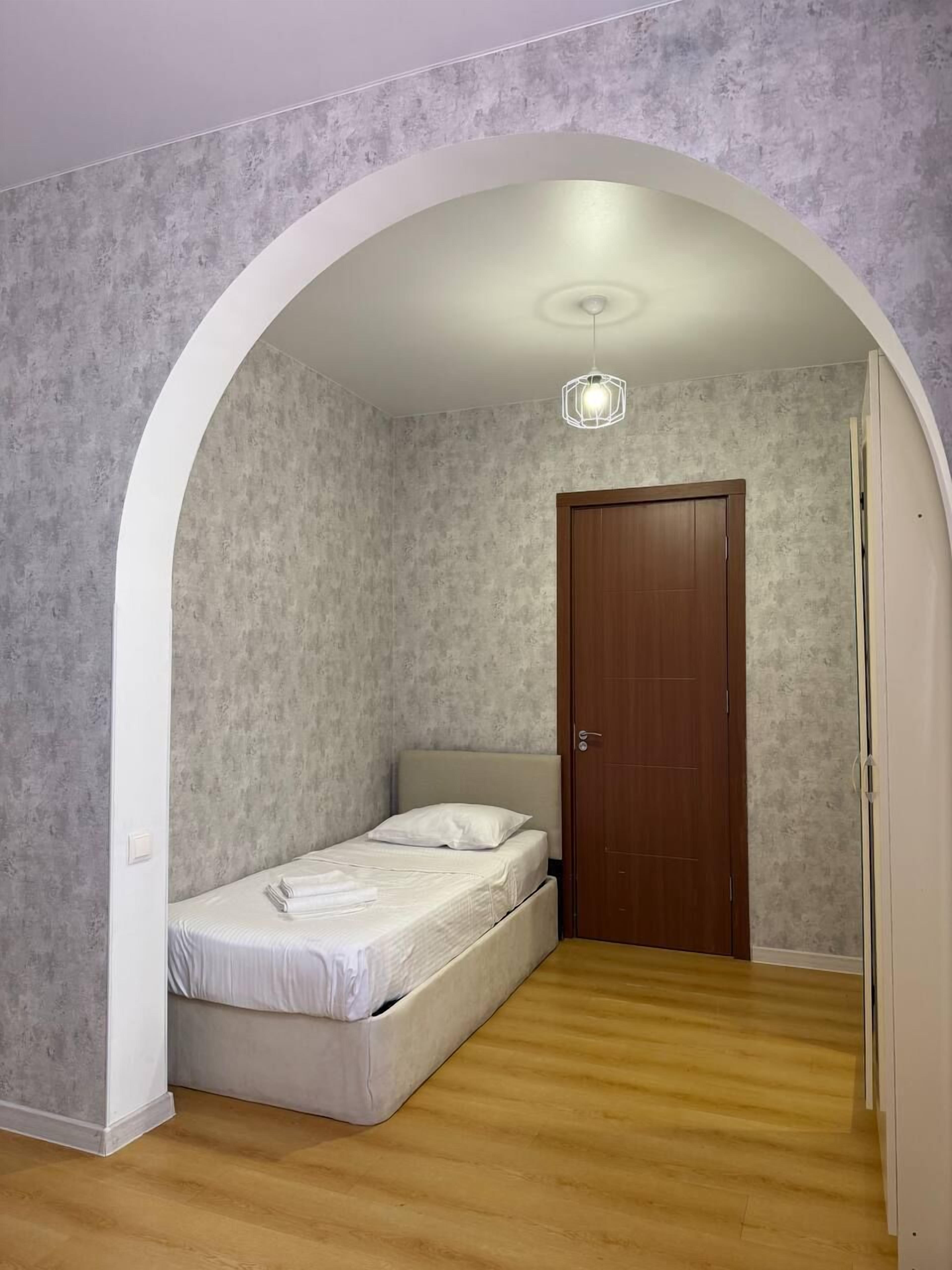 Habitación | Cortinas opacas, sistema de insonorización, wifi gratis y ropa de cama
