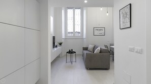 Apartment (0 Bedroom) | Interior