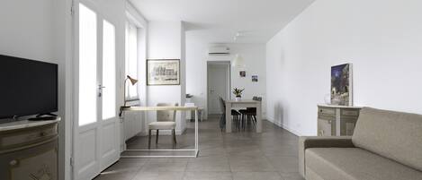 55-inch Smart TV with cable channels