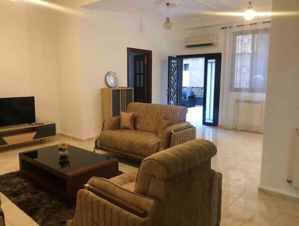 Living area - Niveau de Villa Avec Terrasse (El Biar)