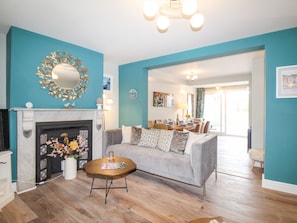 Living area - Bay Cottage (Weymouth)