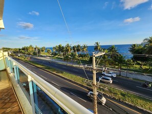 Premium Room | Iron/ironing board, free WiFi