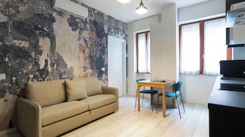 Apartment (1 Bedroom) | Front of property