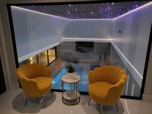 Interior - Private secluded apartment with pool, hot tub, sauna and steam room just for you (Warnham)