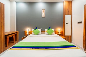 Standard Room | Desk, iron/ironing board - Treebo Lake City (Bhopal)