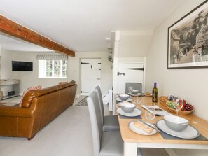 Dining - Wayside (Beaminster)
