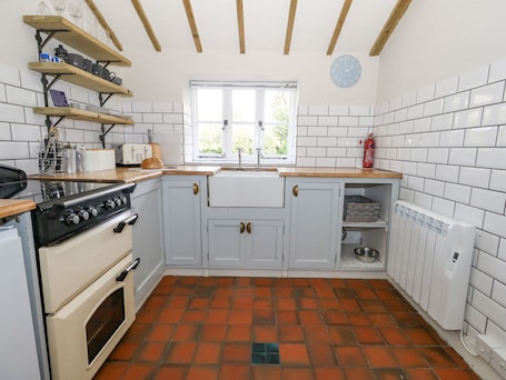 Fridge, dishwasher, electric kettle, toaster