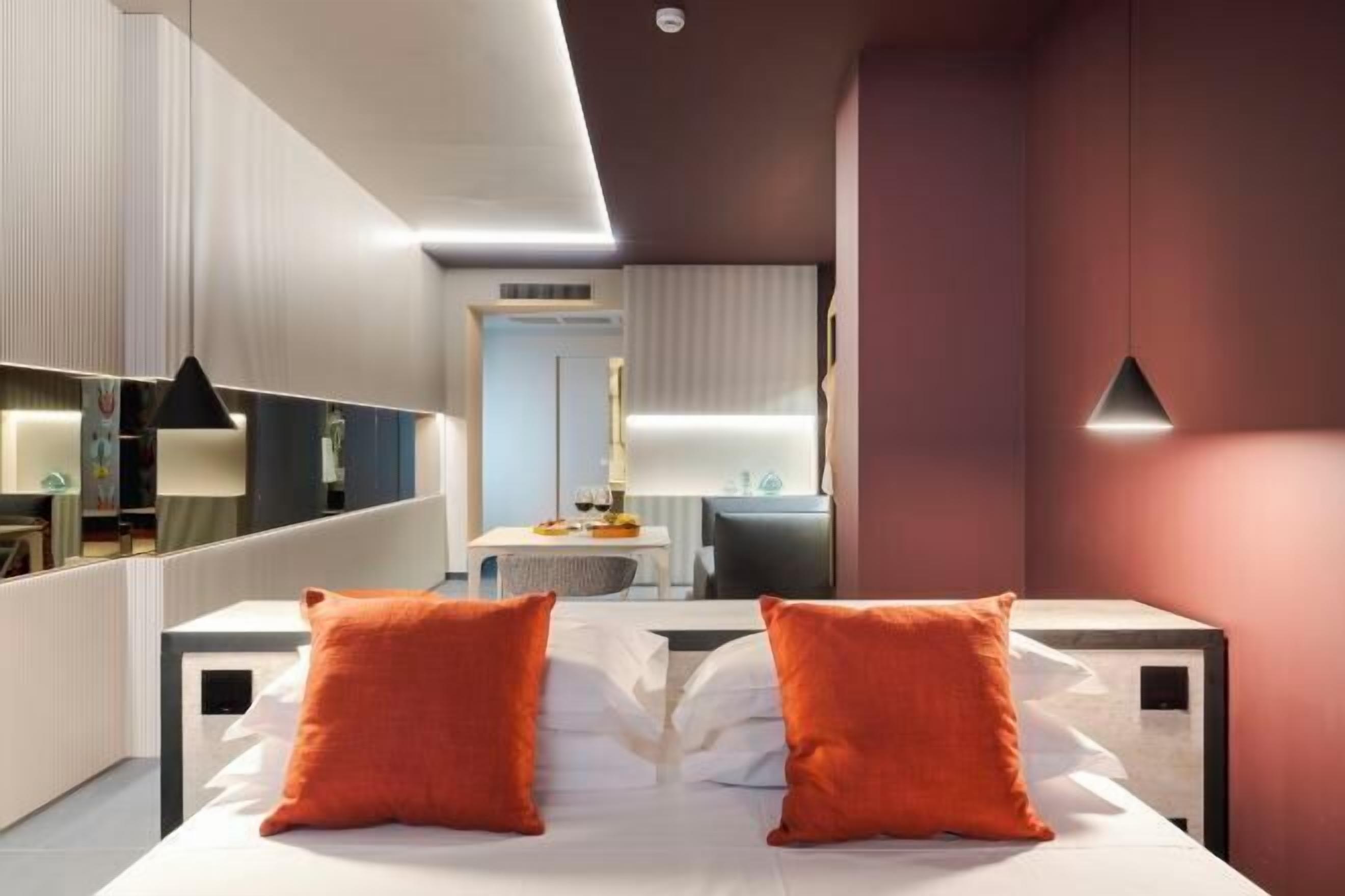 Két bảo mật tại phòng, màn/rèm cản sáng, bàn ủi/dụng cụ ủi quần áo 