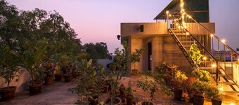 Nivriti BnB Fully Automated Luxury
