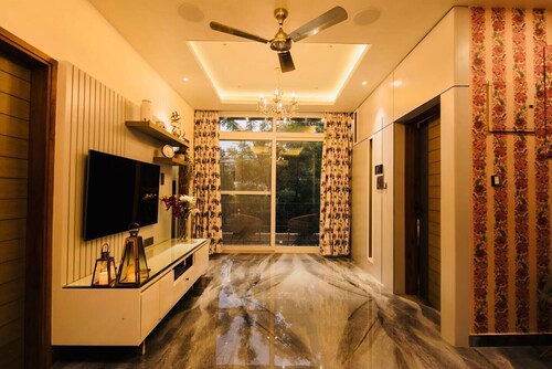 Nivriti BnB Fully Automated Luxury
