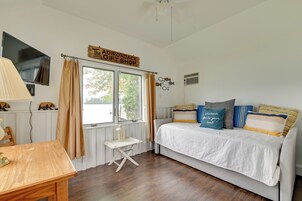 House (1 Bedroom) | Interior