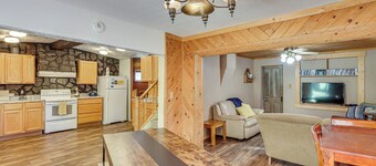 Lead Hideaway w/ Fireplace, Grill & New Deck!