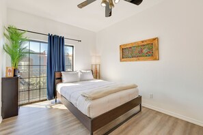 Apartment (3 Bedrooms) | Interior - Rooftop Skyline Views! Family-friendly Phoenix Gem (Phoenix)