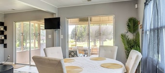 Waterfront Rock Point Vacation Rental w/ Sunroom!