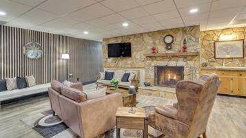 House (1 Bedroom) | Interior