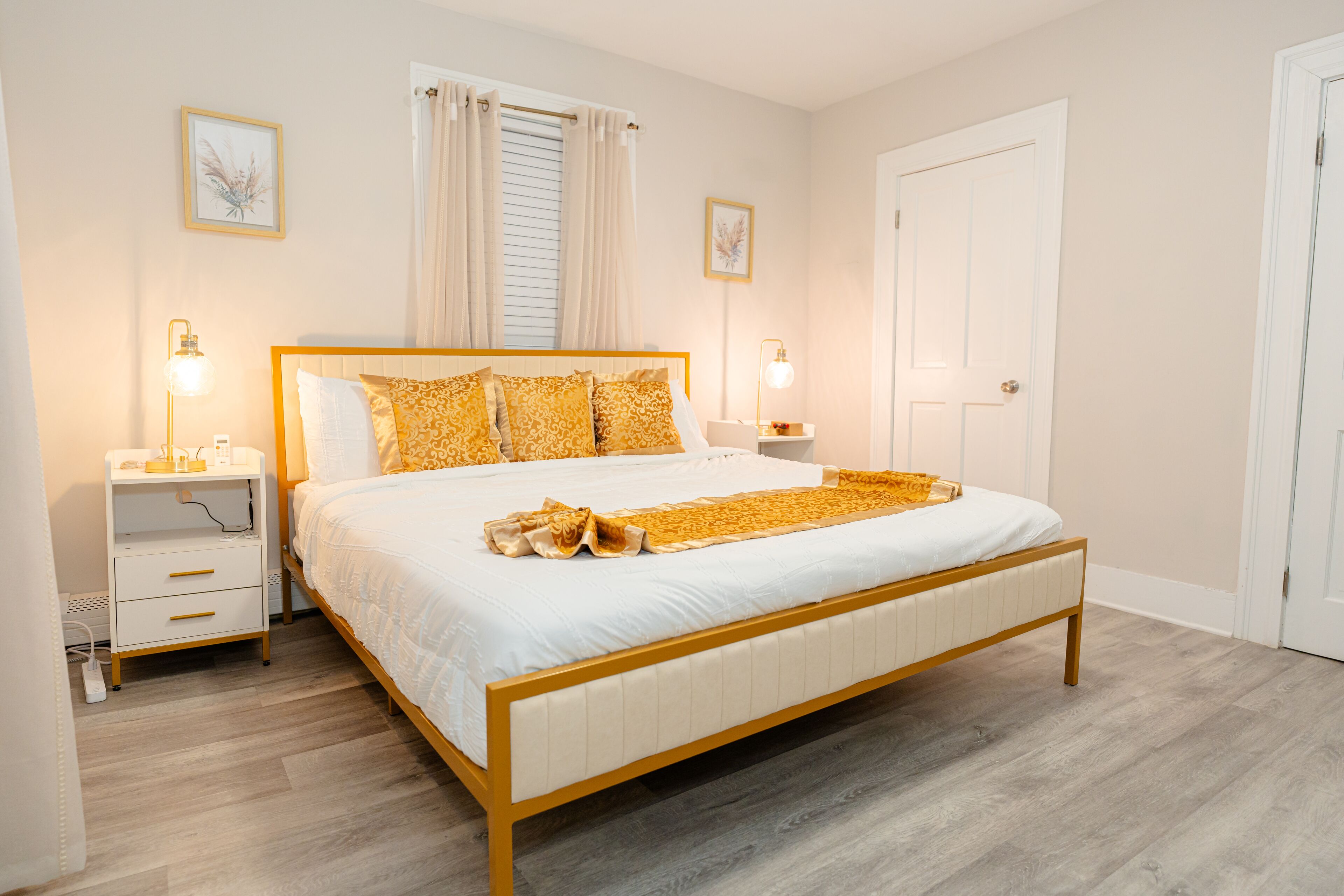 5 bedrooms, desk, iron/ironing board, free WiFi