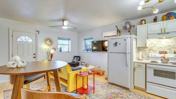 House (1 Bedroom) | Interior